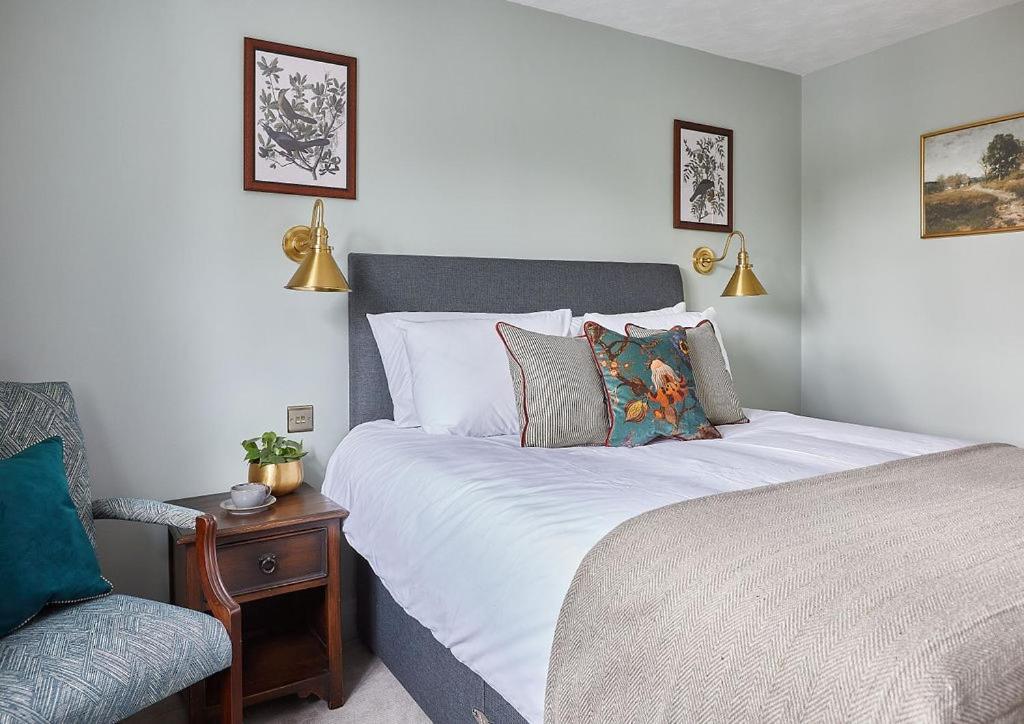 The New Inn Heckfield Hook  Bagian luar foto