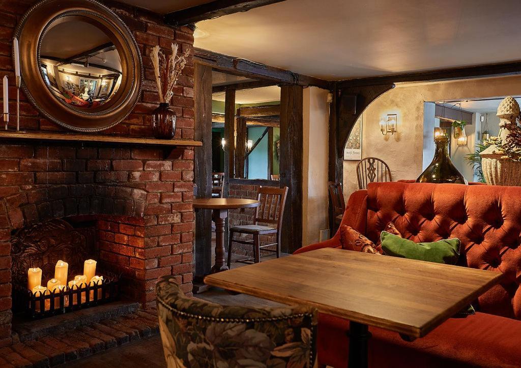 The New Inn Heckfield Hook  Bagian luar foto
