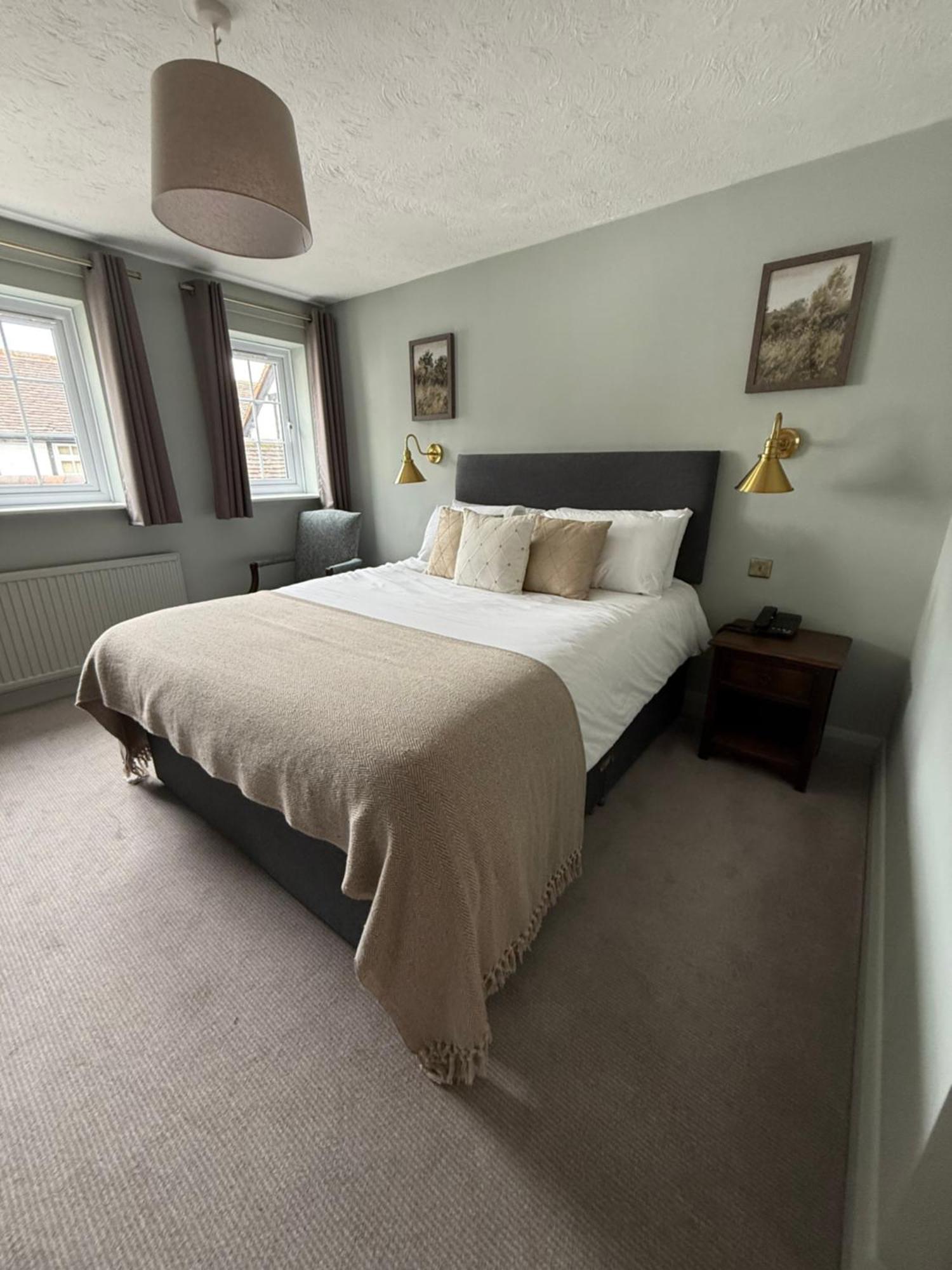 The New Inn Heckfield Hook  Bagian luar foto